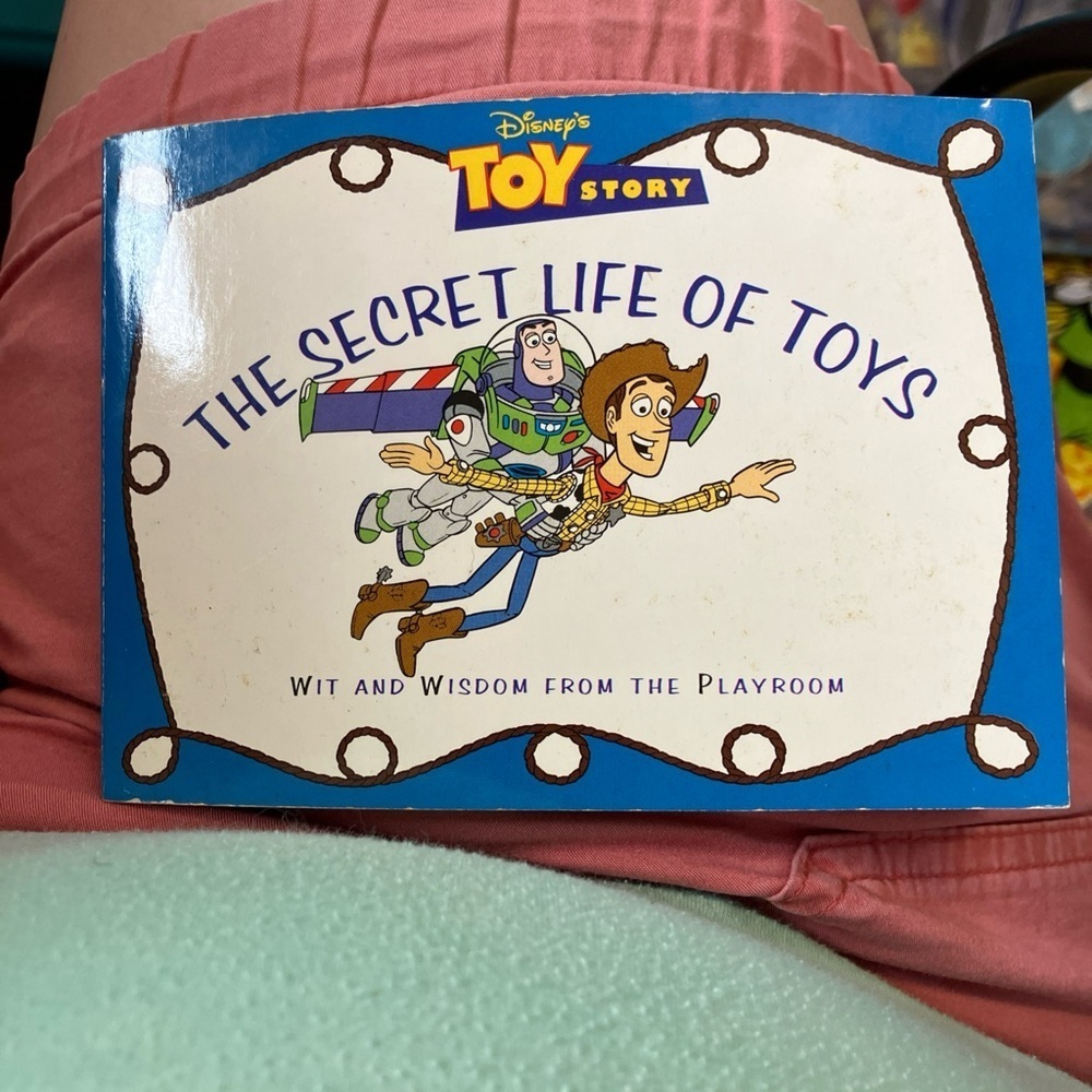 Toy Story Collectible Bundle - Picture 10 of 16